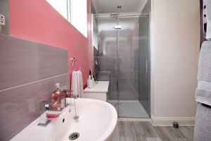 Photo 19- click for photo gallery